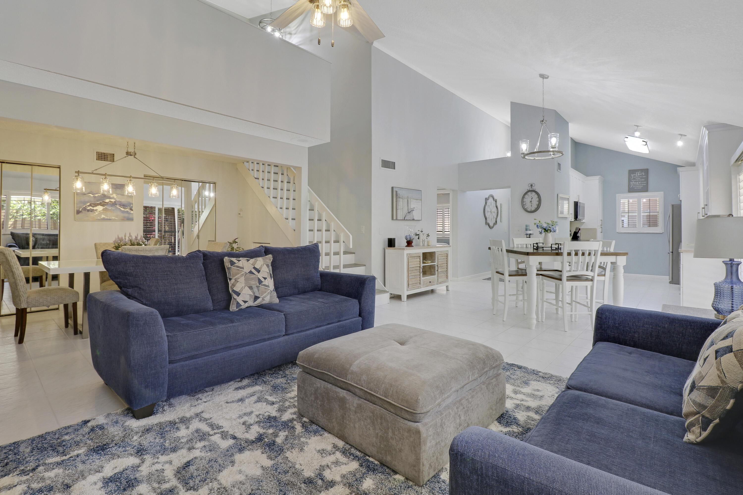 MAPLECREST - Residential