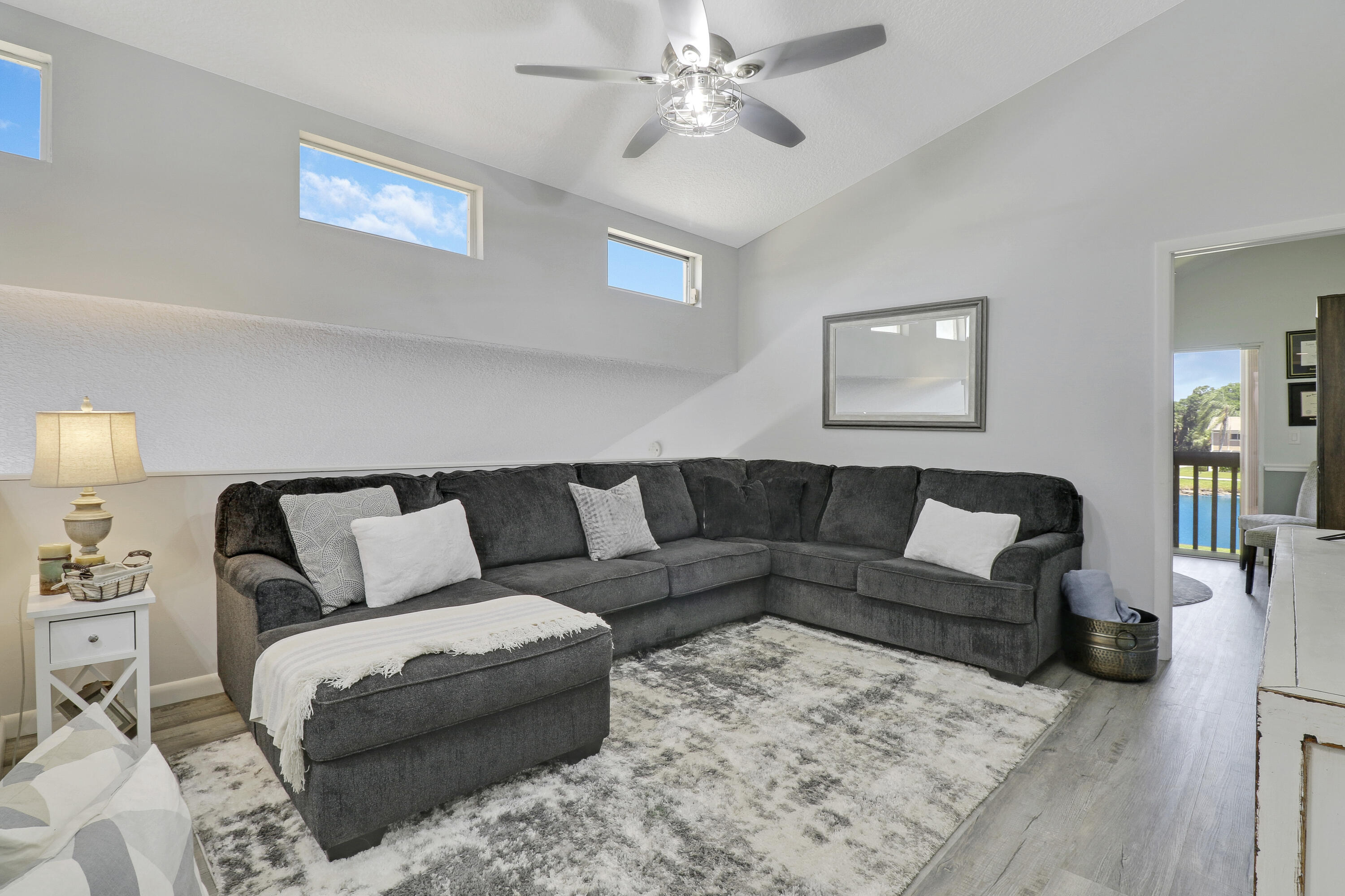 MAPLECREST - Residential