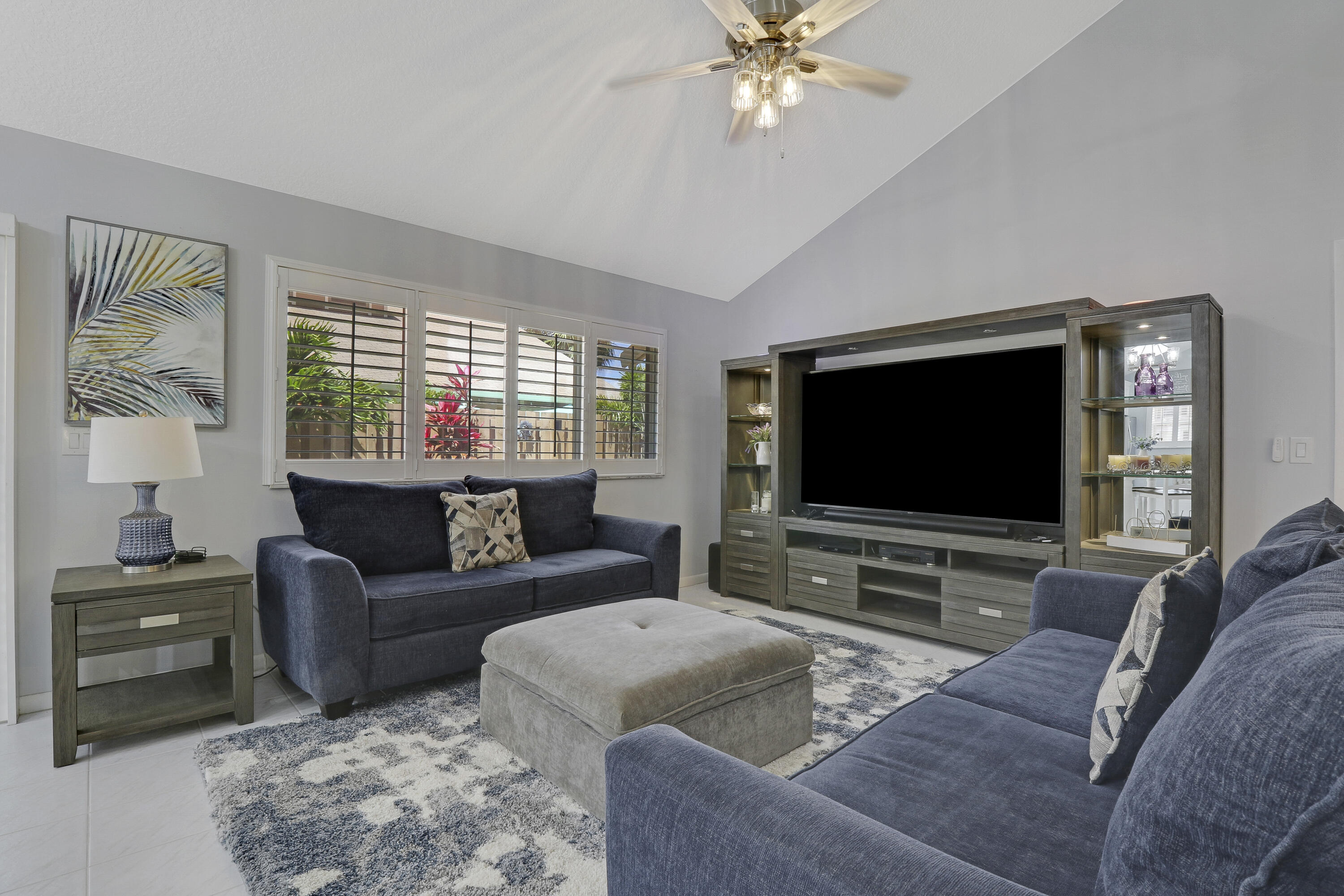 MAPLECREST - Residential