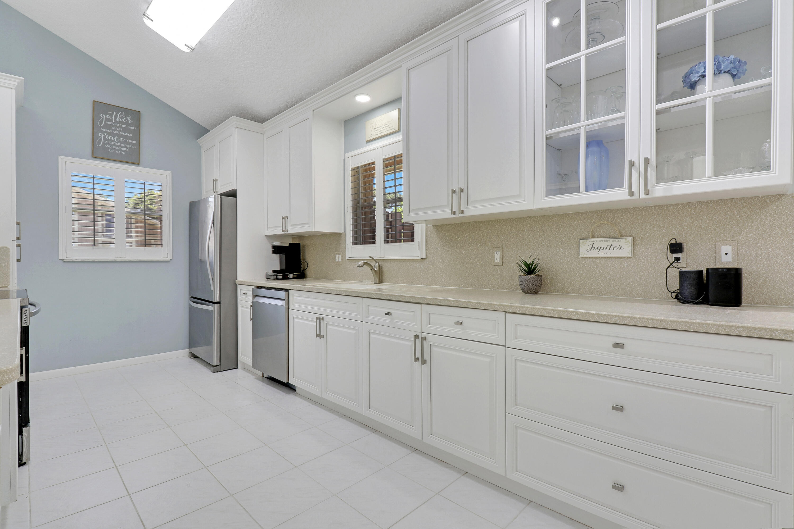 MAPLECREST - Residential