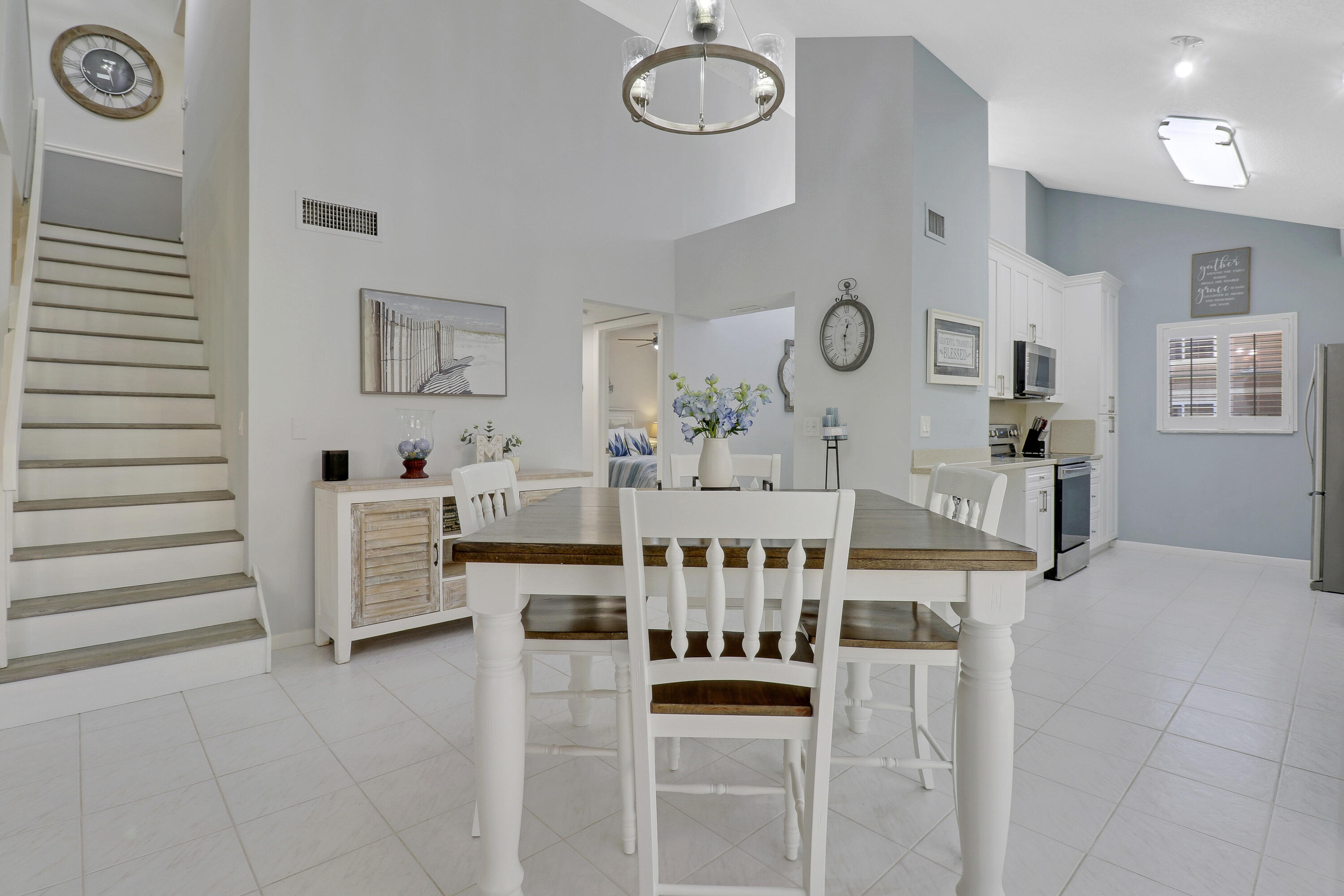 MAPLECREST - Residential