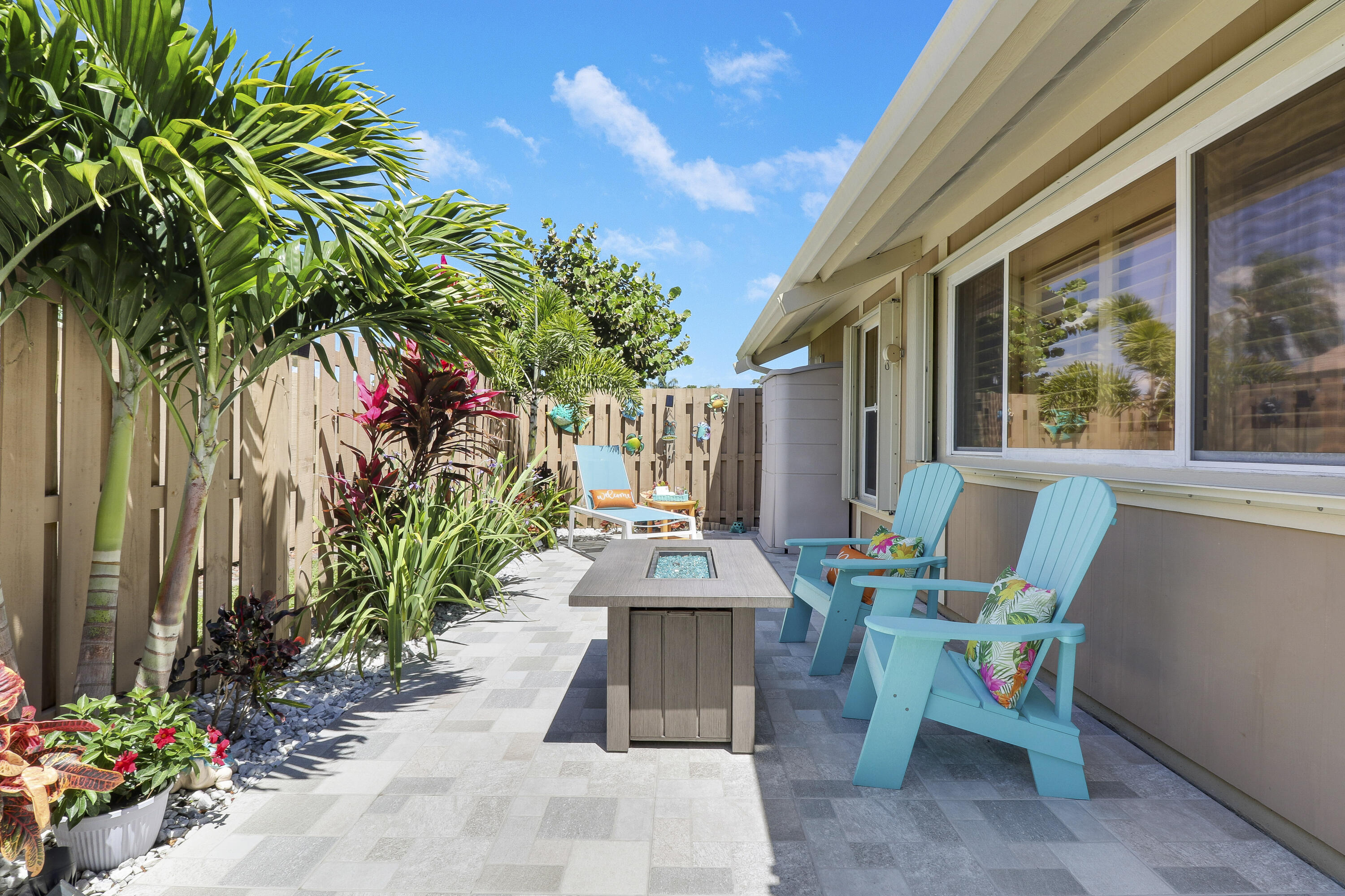 MAPLECREST - Residential