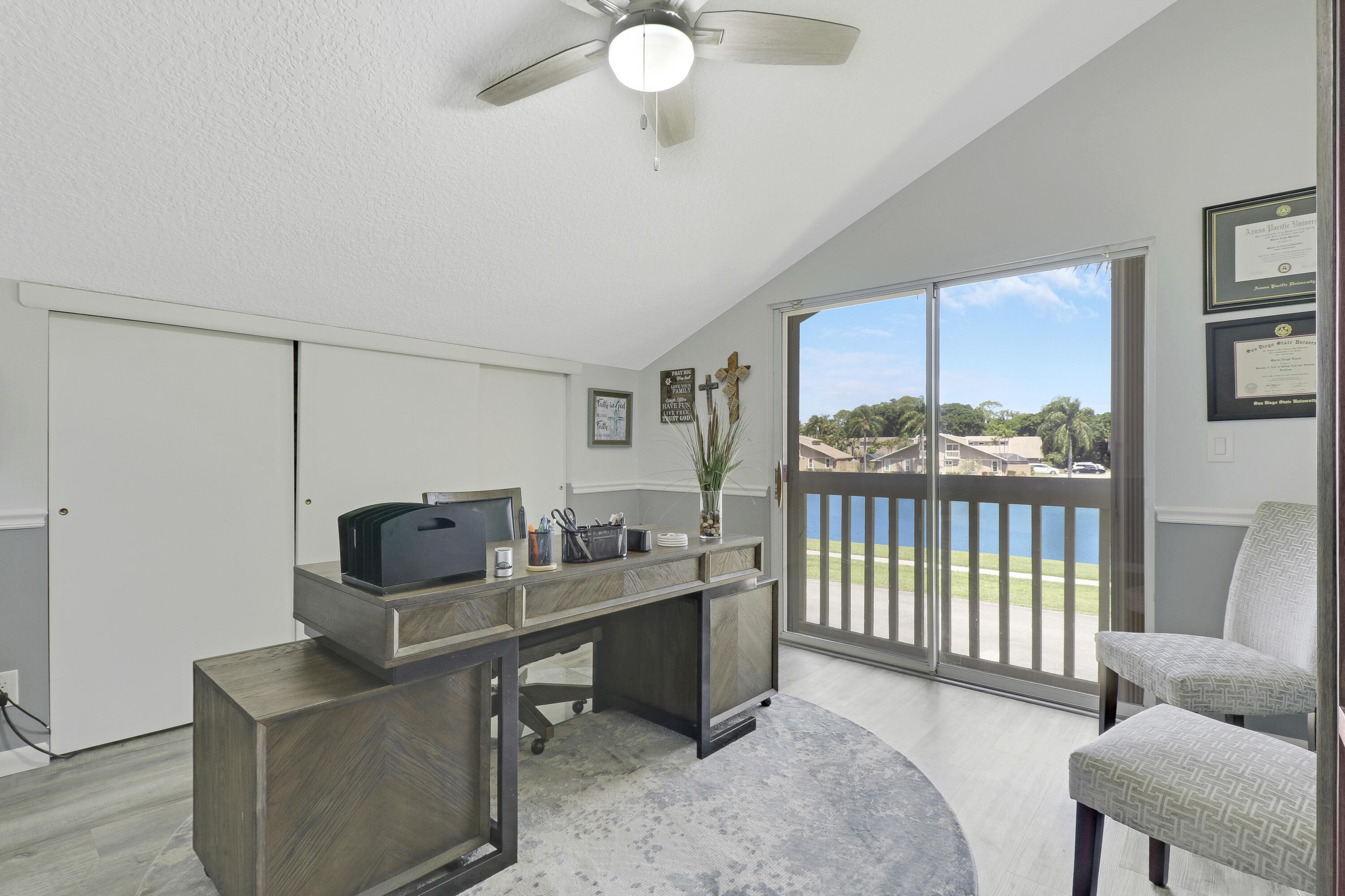 MAPLECREST - Residential