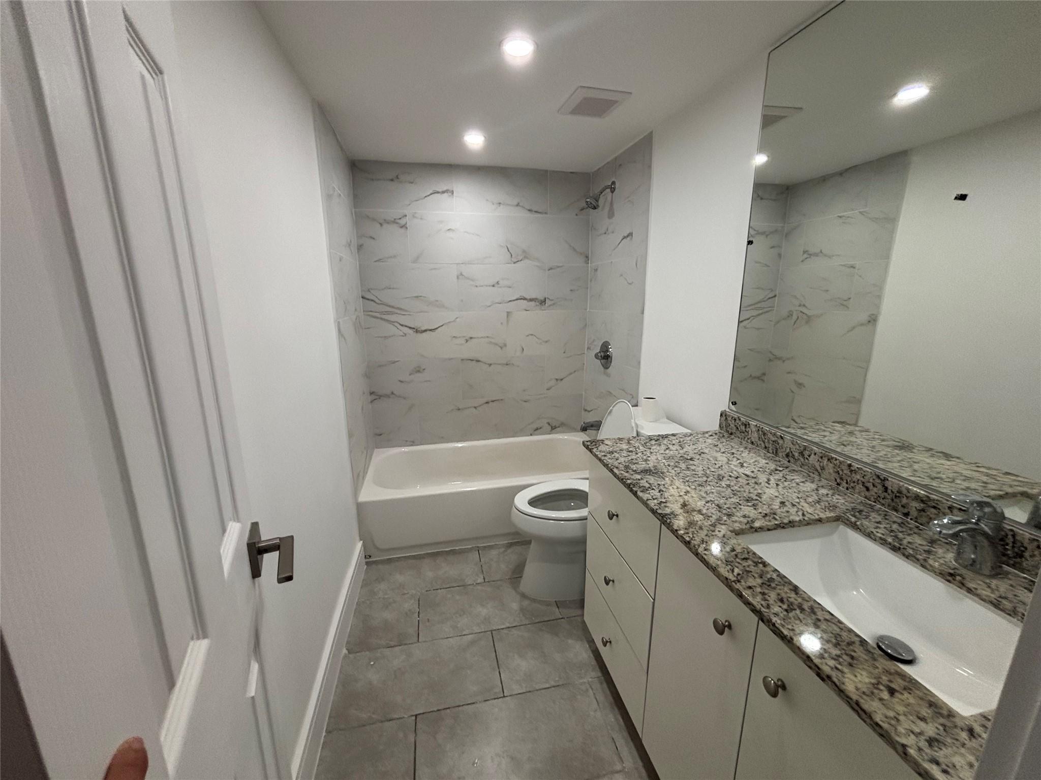 The Newport Condo - Residential Lease