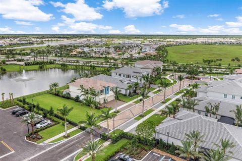 A home in Loxahatchee