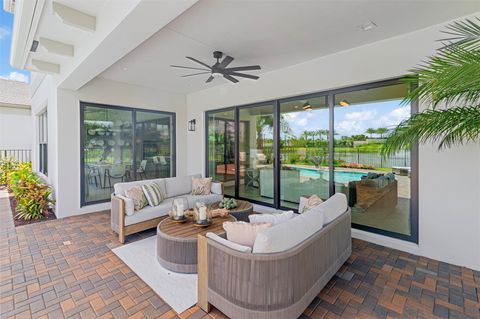 A home in Loxahatchee