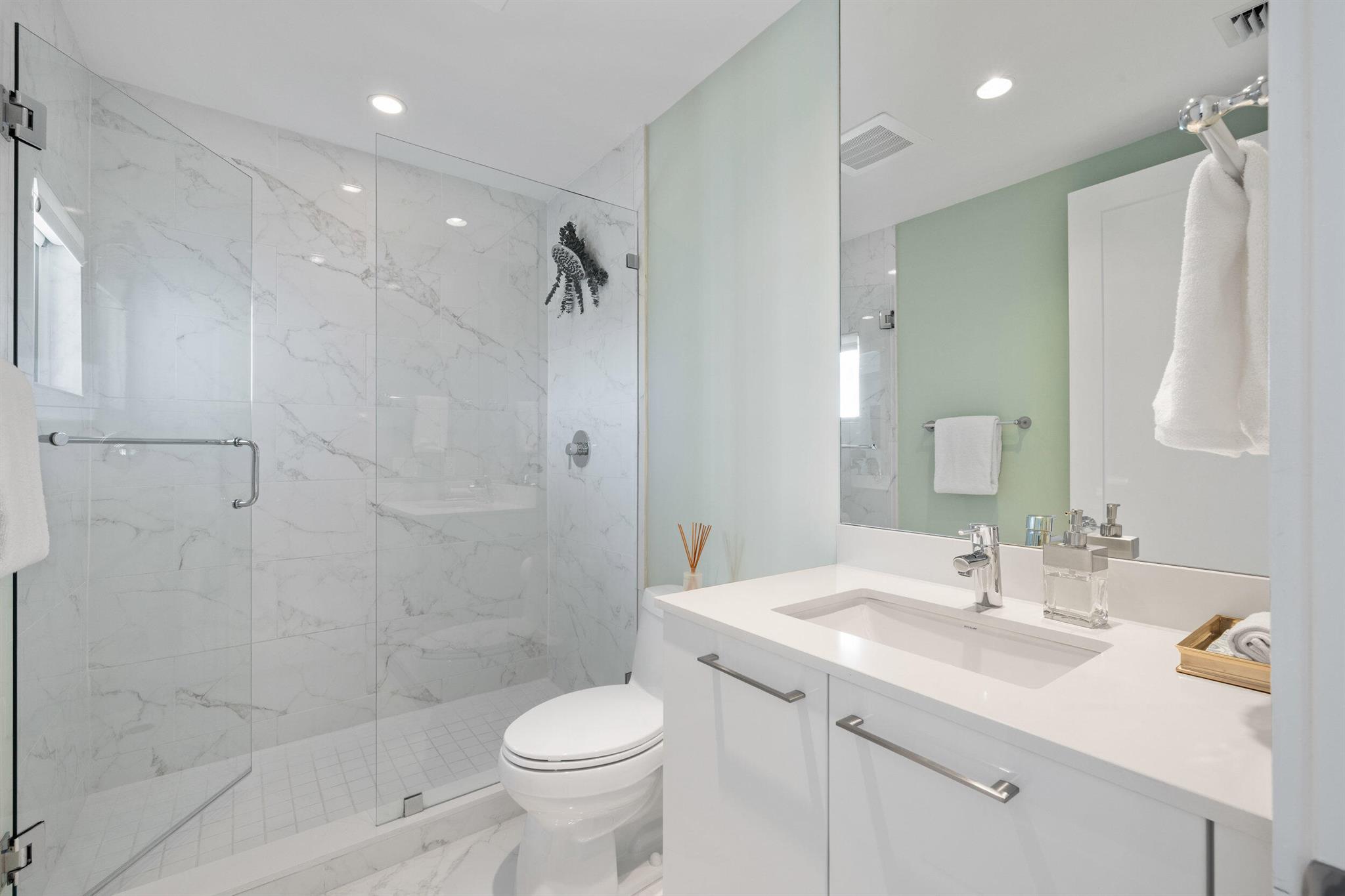 WATER CLUB NORTH PALM BEA - Residential