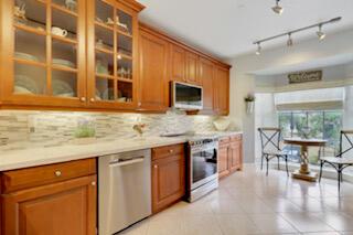 JUNO DUNES - Residential Lease