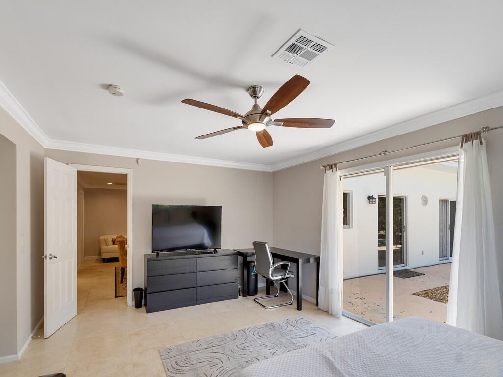 PELICAN COVE - Residential Lease