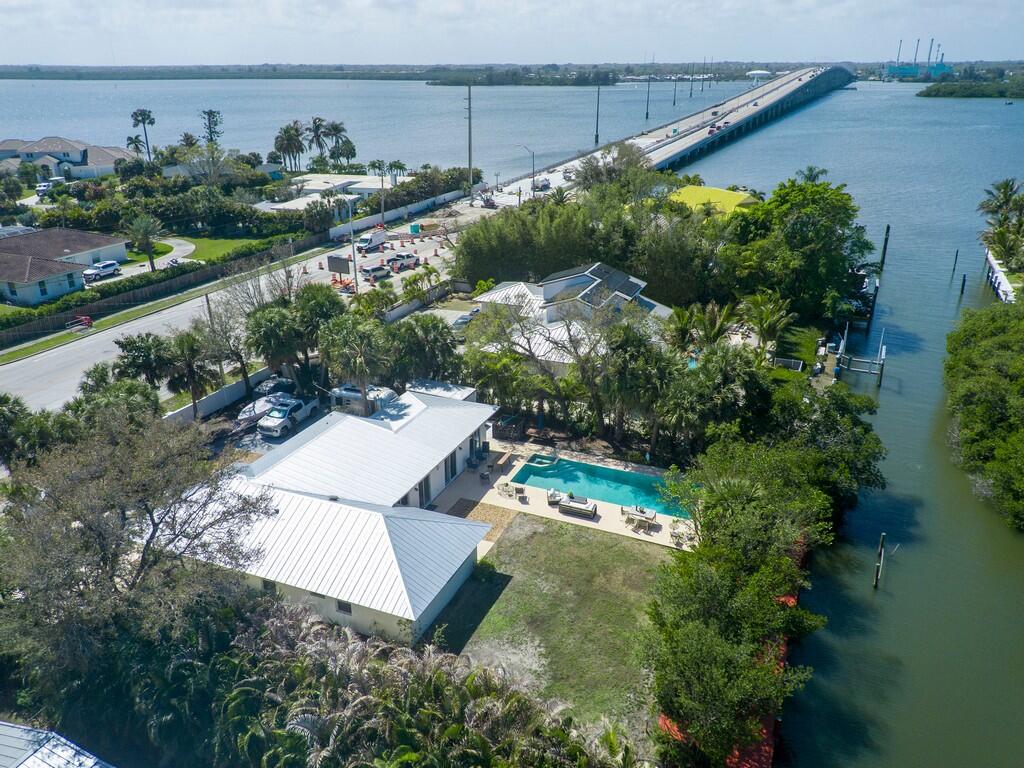 PELICAN COVE - Residential Lease