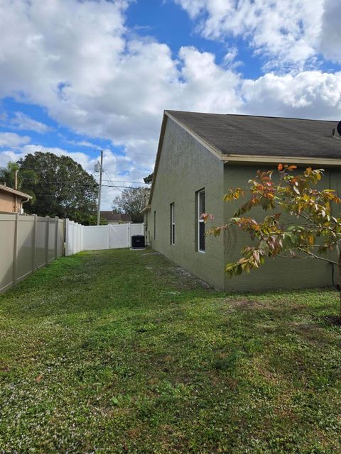 A home in Port St Lucie