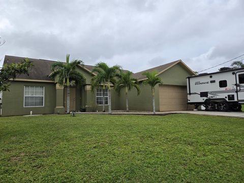 A home in Port St Lucie