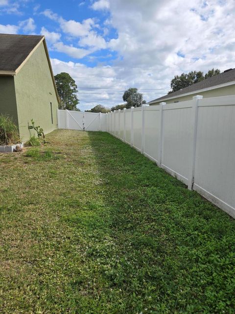 A home in Port St Lucie