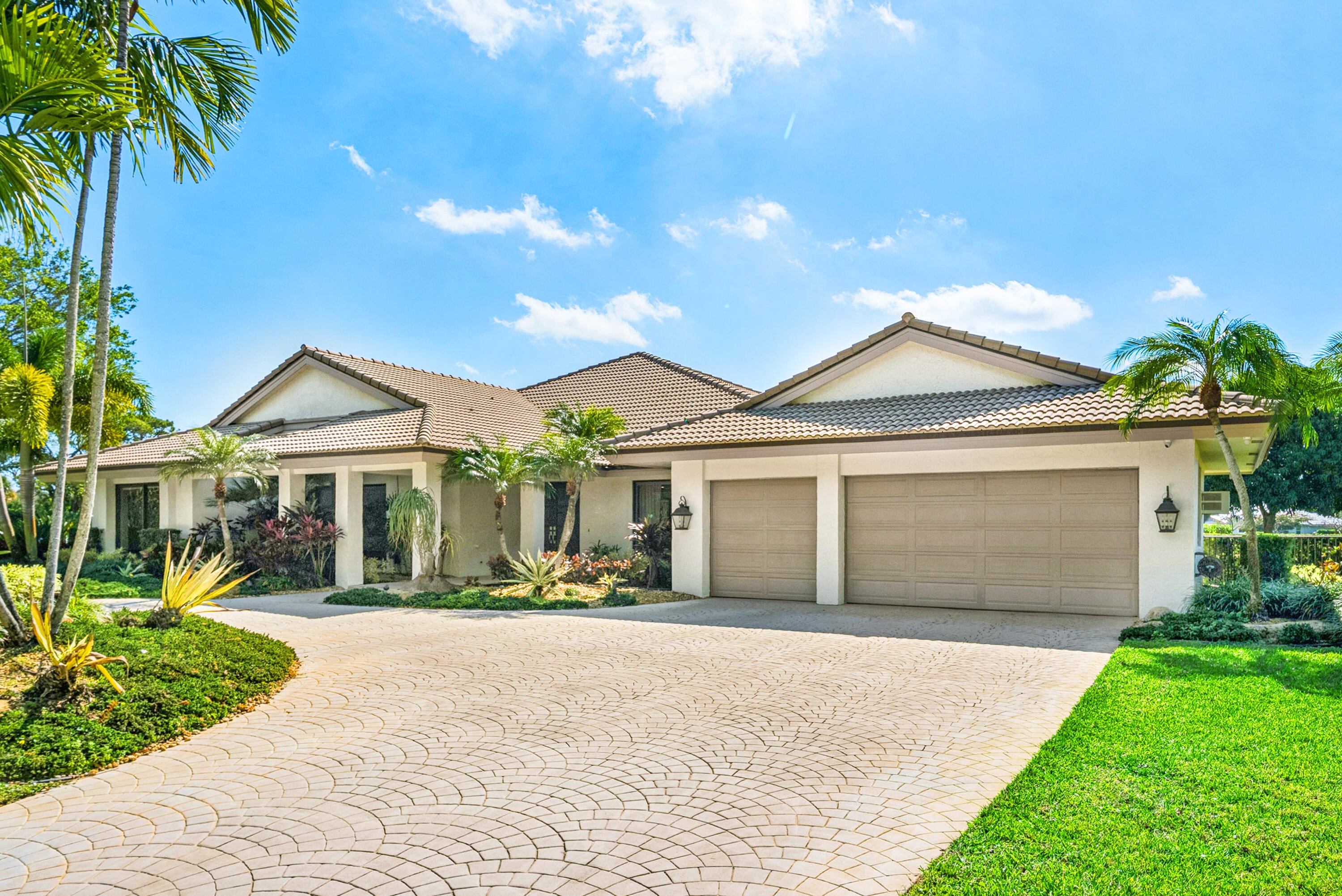 5221 Estates Drive