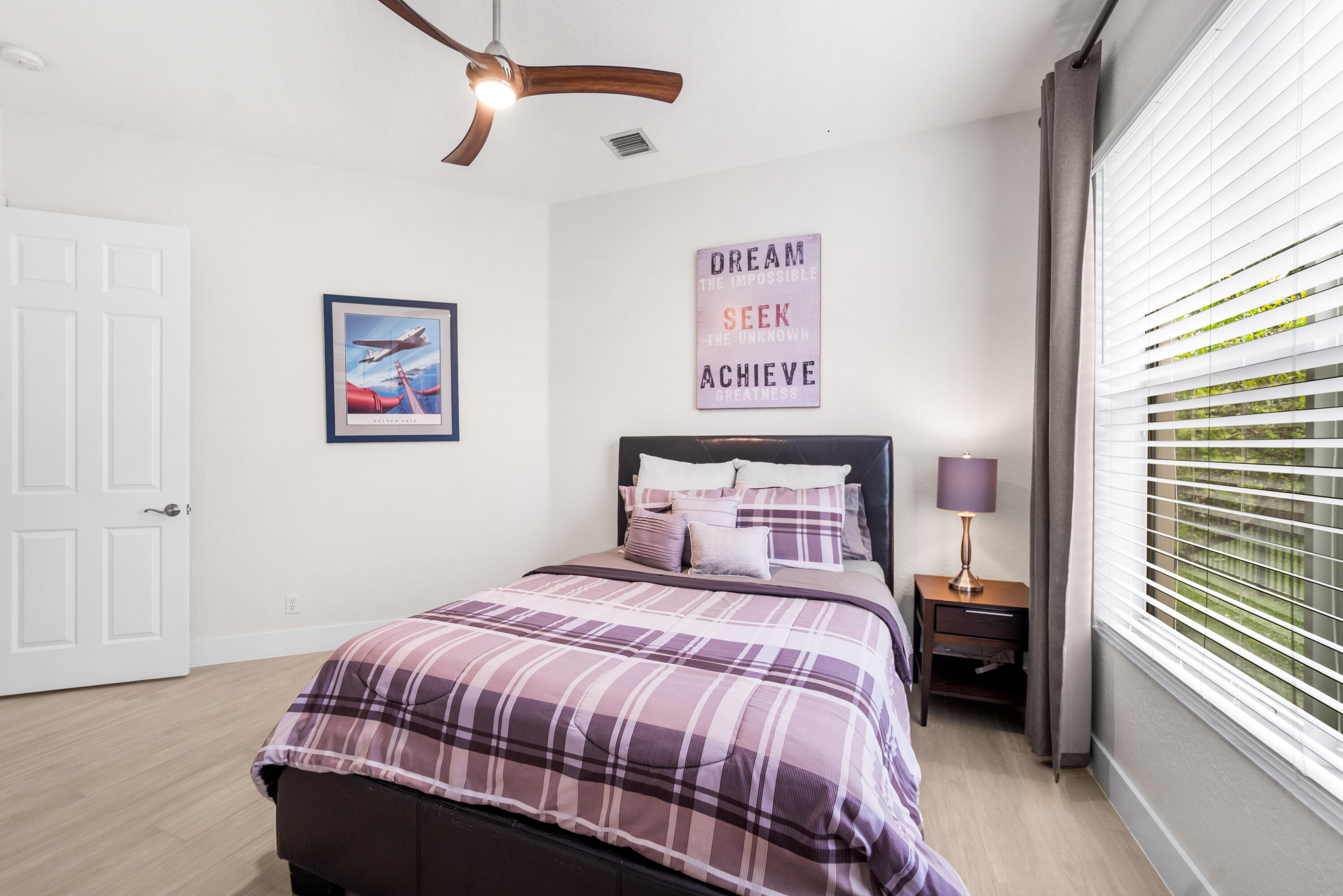 PARKLAND ISLES - Residential