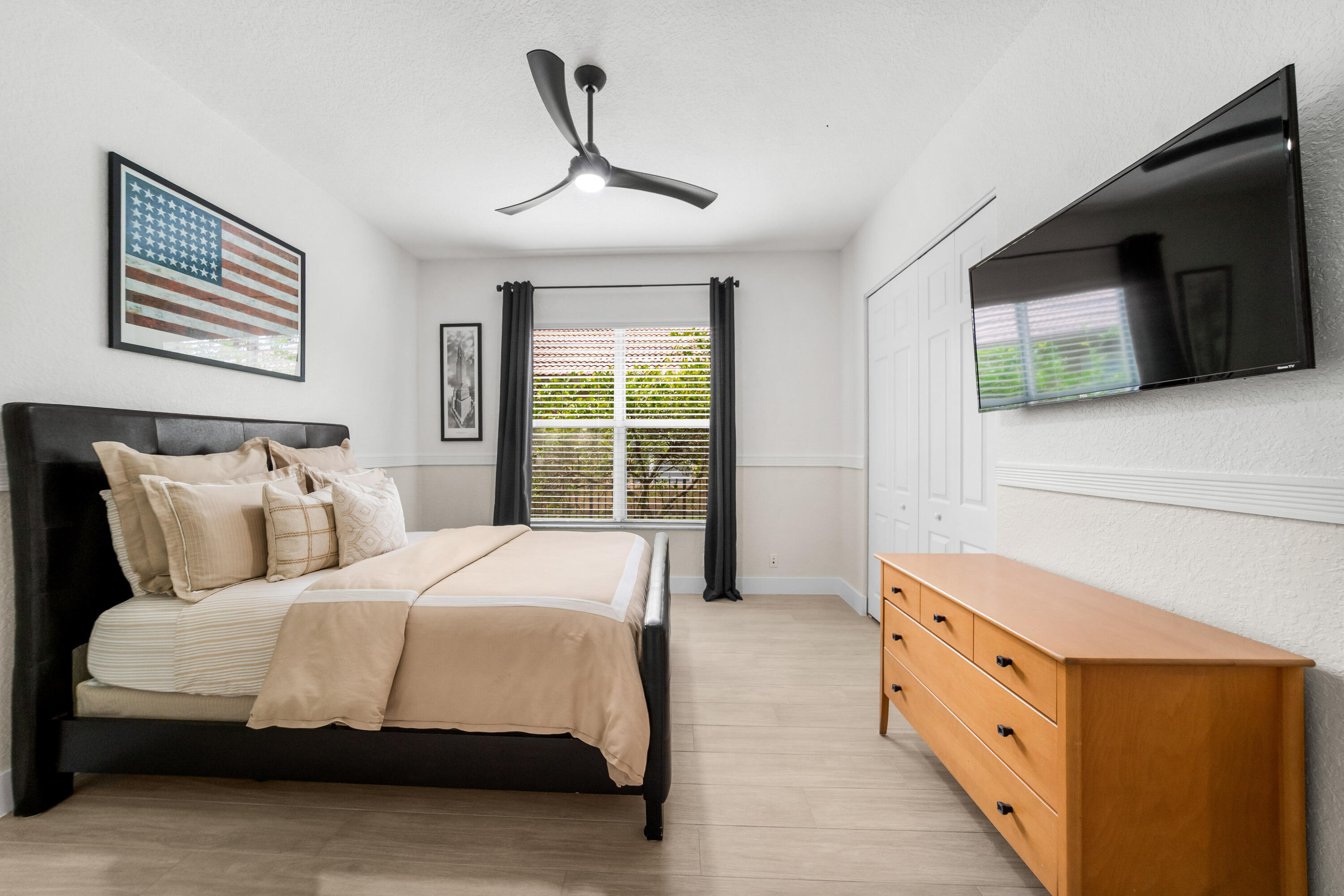 PARKLAND ISLES - Residential