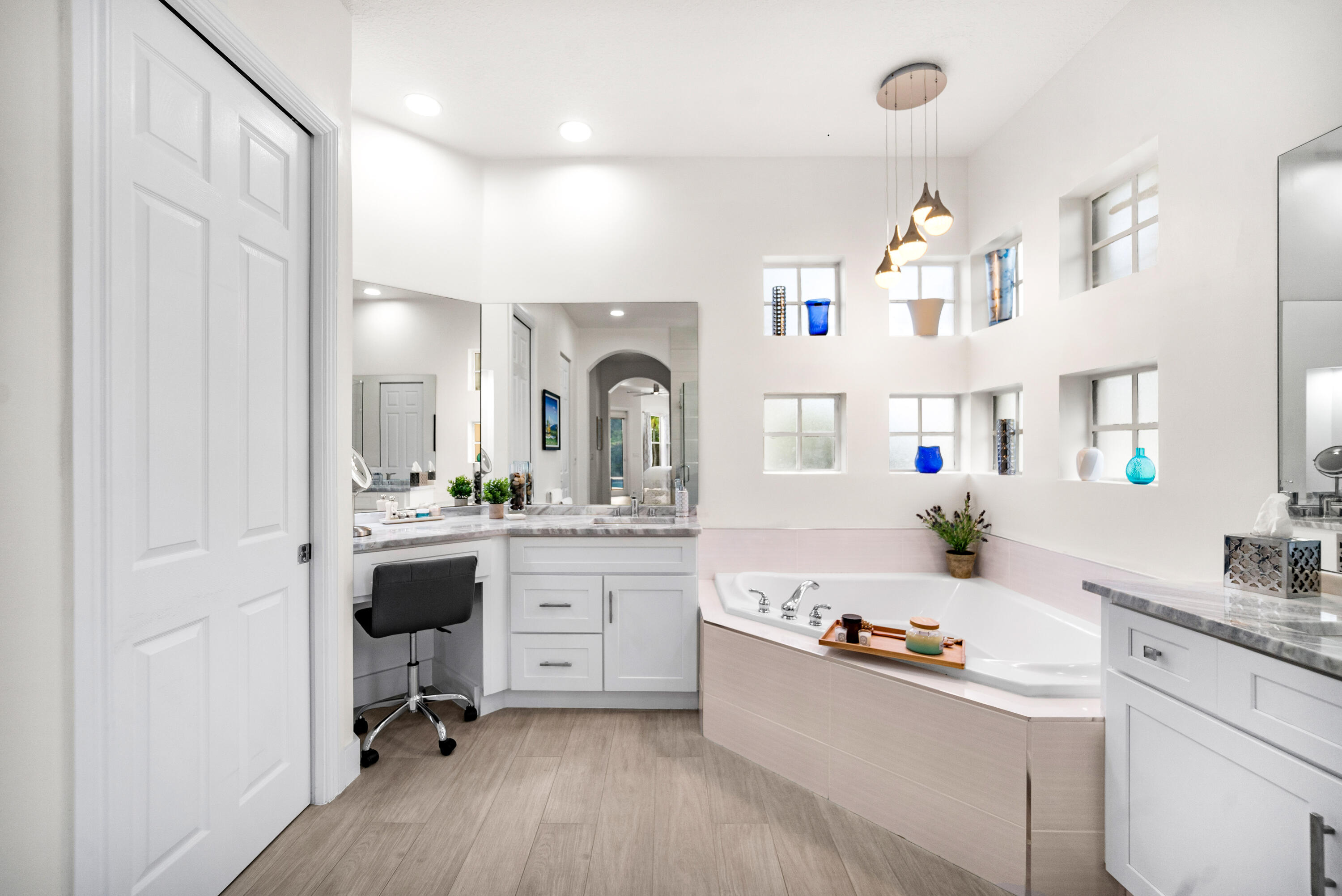 PARKLAND ISLES - Residential