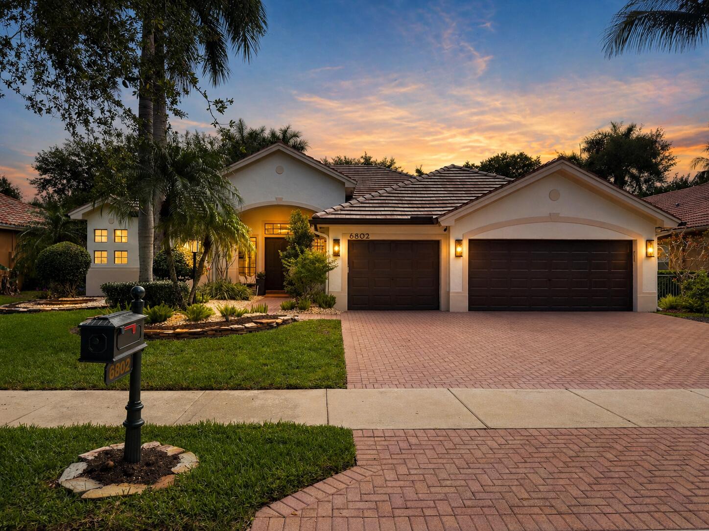 PARKLAND ISLES - Residential