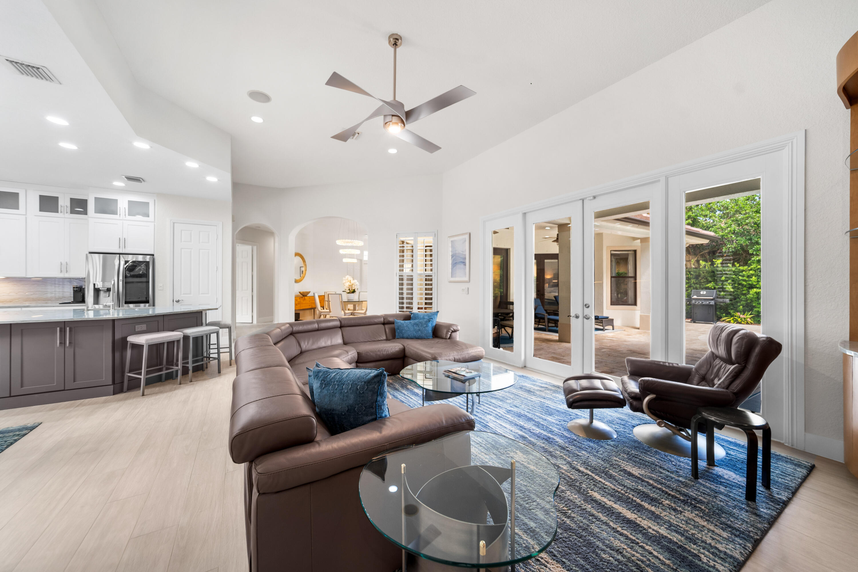 PARKLAND ISLES - Residential
