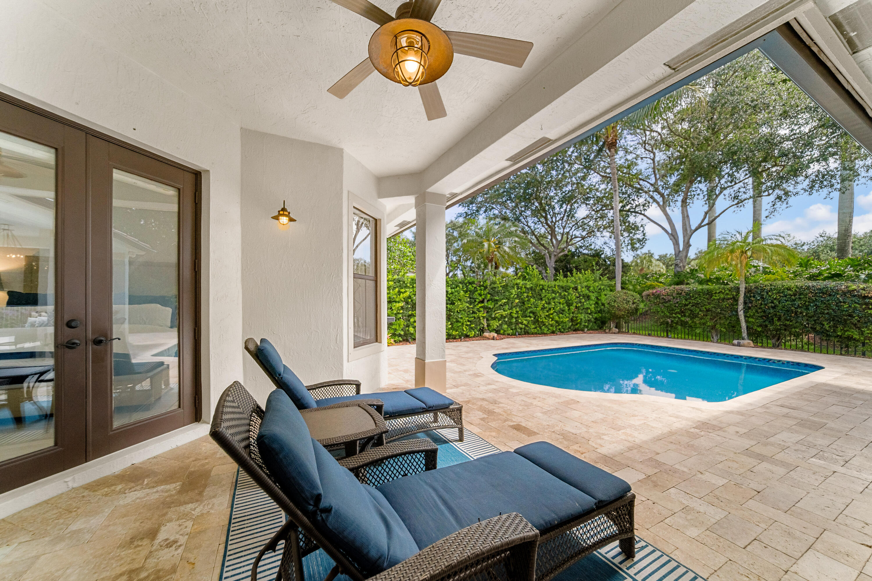 PARKLAND ISLES - Residential