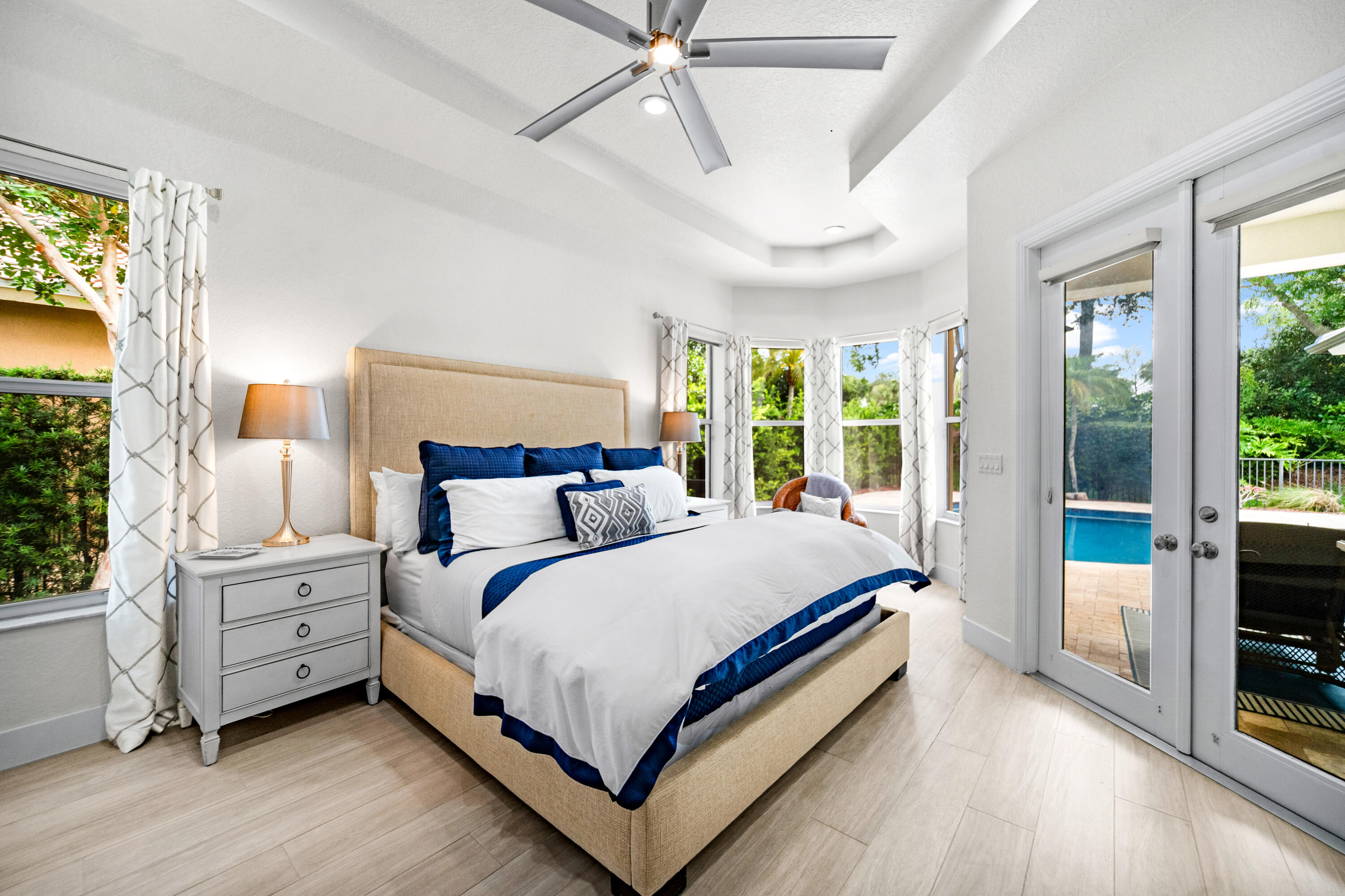 PARKLAND ISLES - Residential