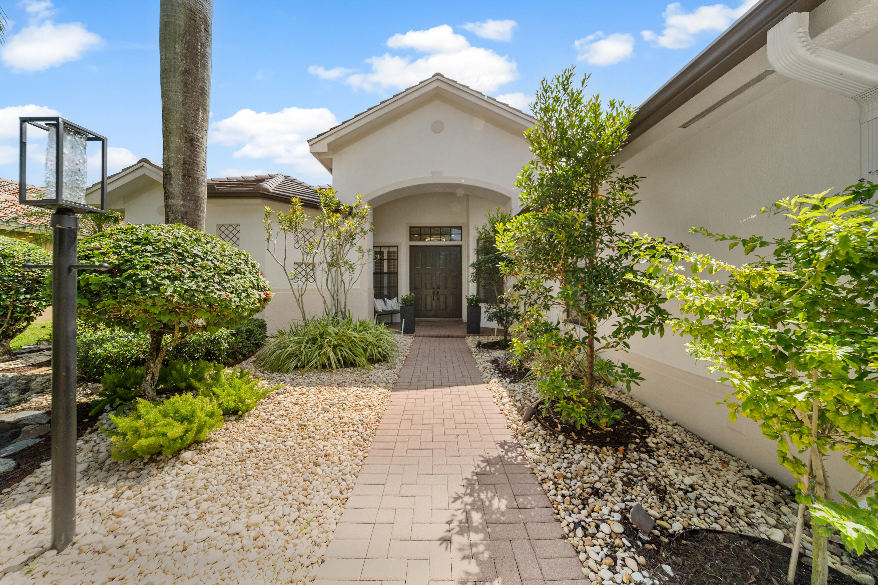 PARKLAND ISLES - Residential