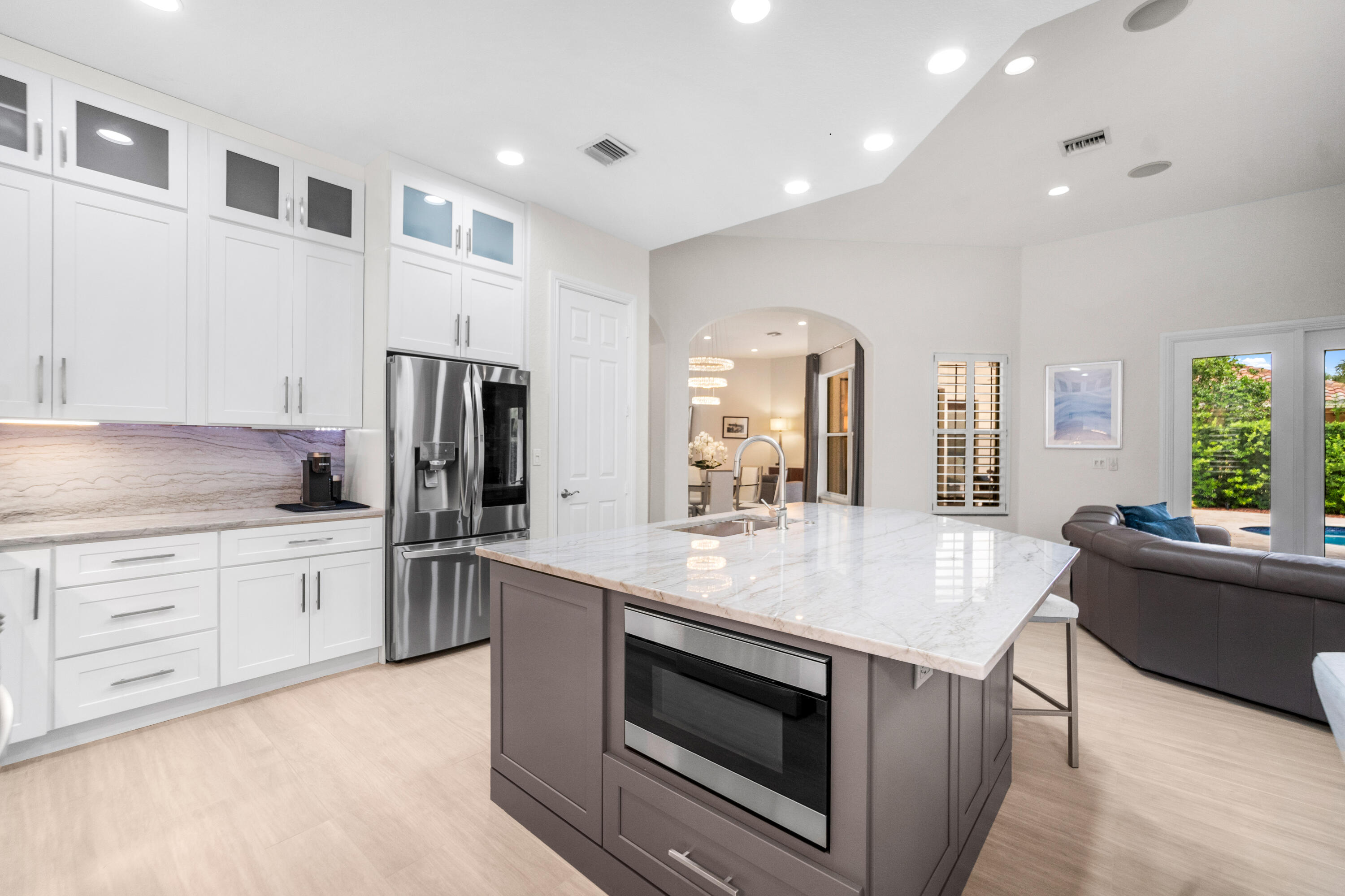 PARKLAND ISLES - Residential