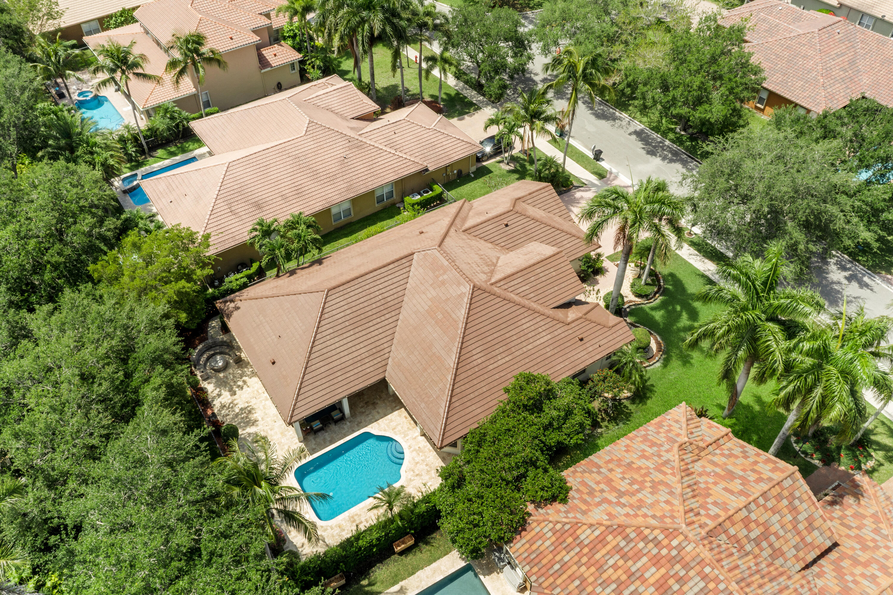 PARKLAND ISLES - Residential
