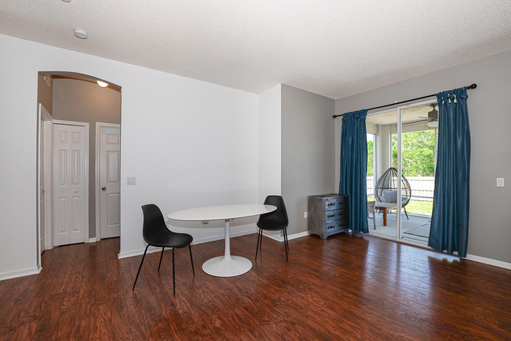 PORT ST LUCIE SECTION 33 - Residential