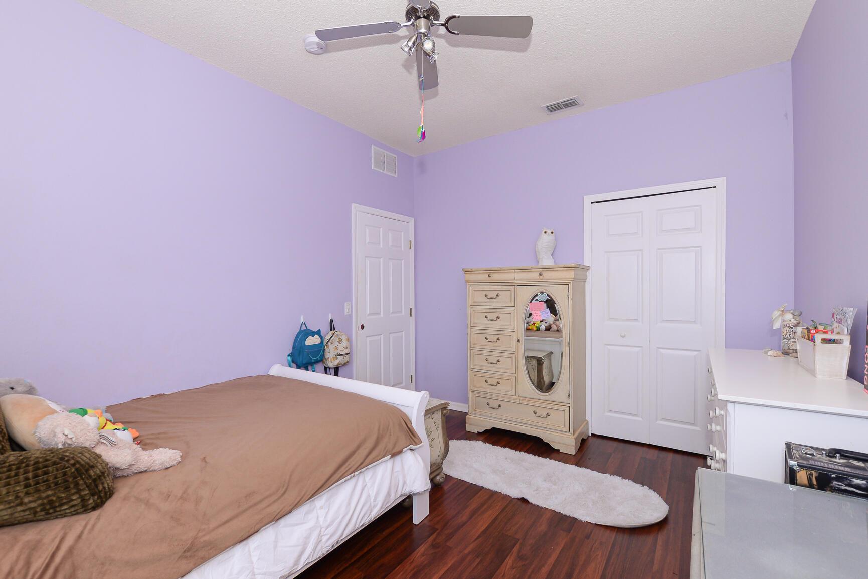 PORT ST LUCIE SECTION 33 - Residential