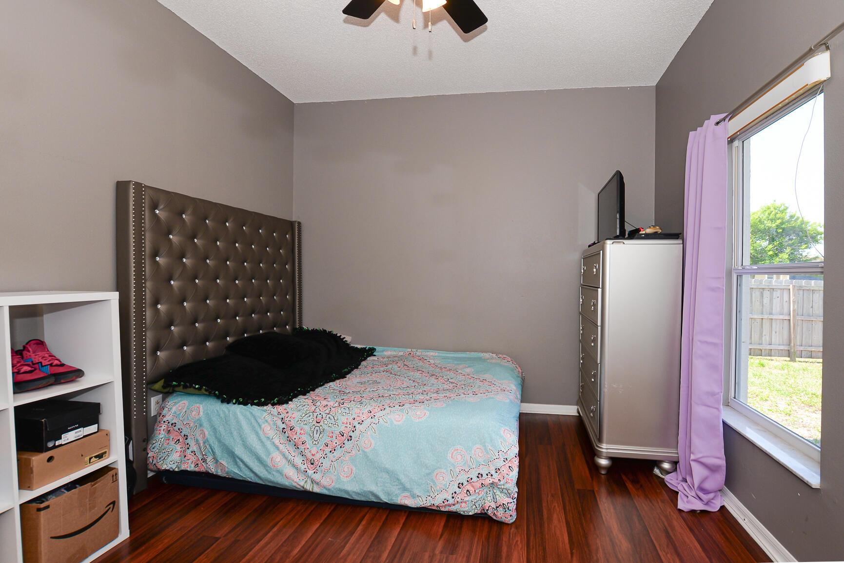 PORT ST LUCIE SECTION 33 - Residential