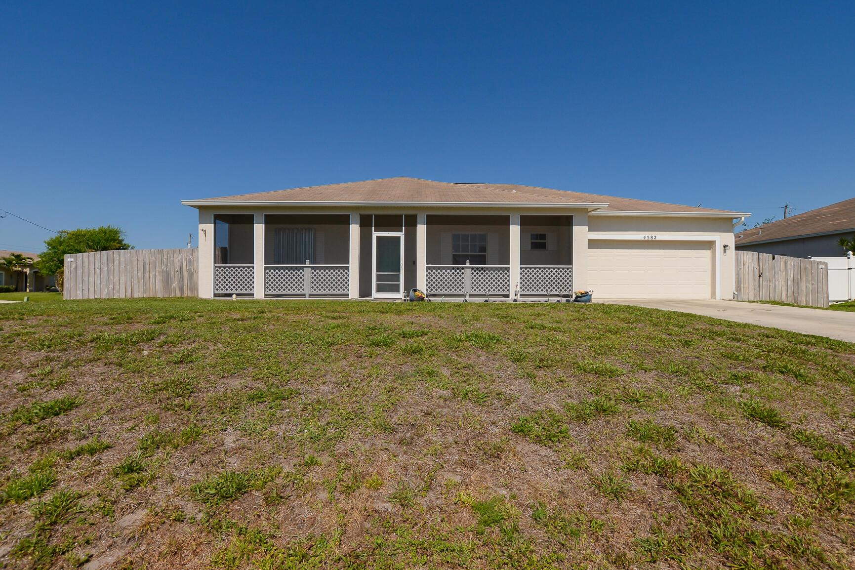 PORT ST LUCIE SECTION 33 - Residential