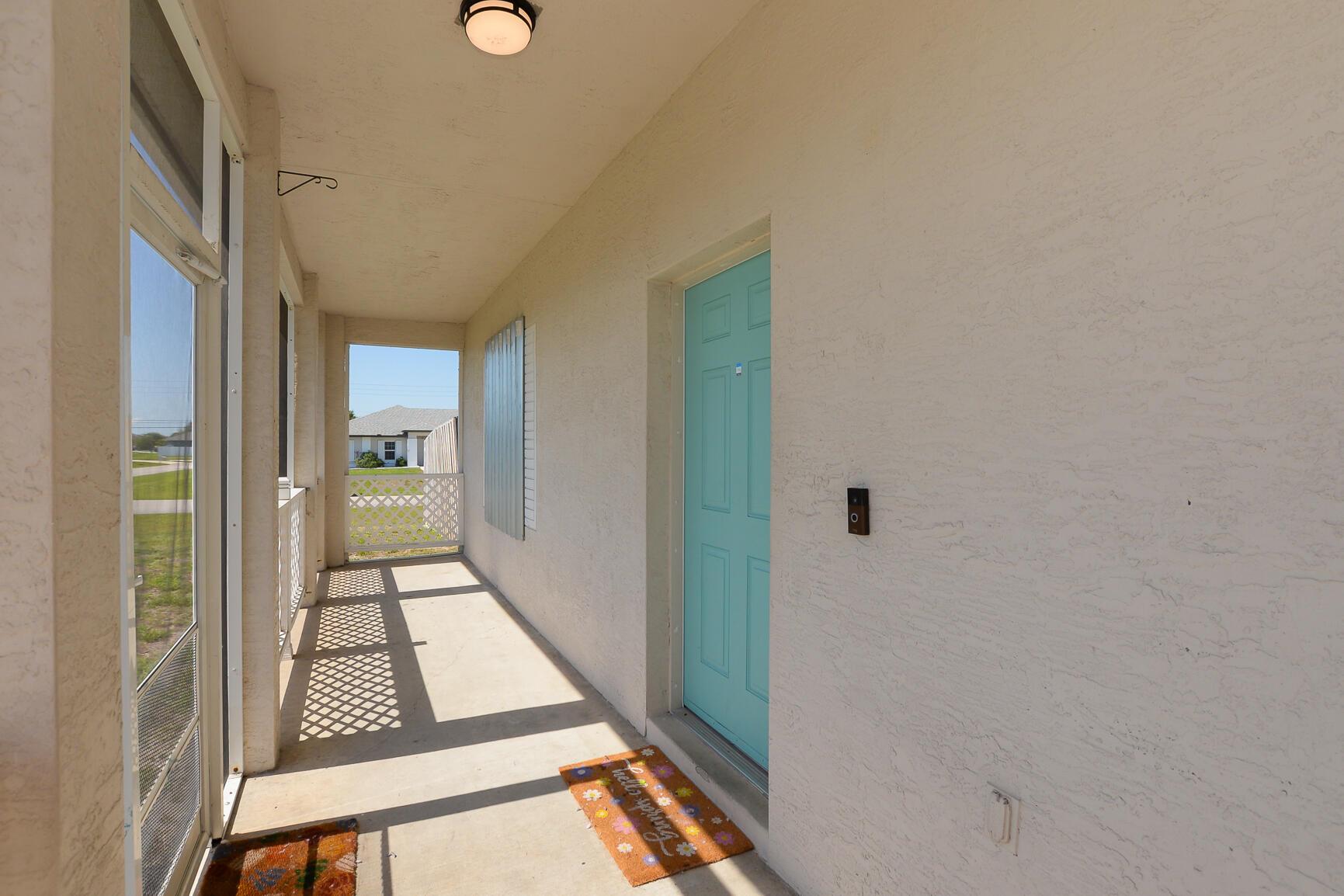 PORT ST LUCIE SECTION 33 - Residential