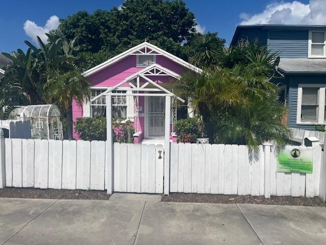 Location! Location! Location! is at the heart of this investment. Situated only 1 1/2 blocks from the vibrant Lake & Lucerne Ave. makes these 2 legal tiny cottages an investors dream. From the moment you visit these Historic Cottages you will absolutely fall in love. Both homes offer a unique glimpse into a Lake Worth Beach era that has long passed. Whether you are looking to be an owner occupant, a short term renter or just add to your existing portfolio, this is a property you must see! Both units are currently being left vacant and waiting for new owner. Lets make a deal on this amazing gem!