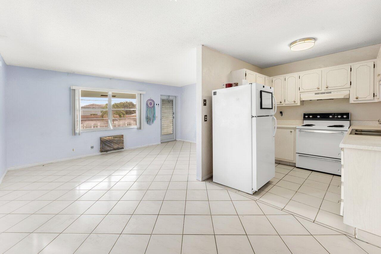 HOVIANNA APTS CONDOMINIUM - Residential