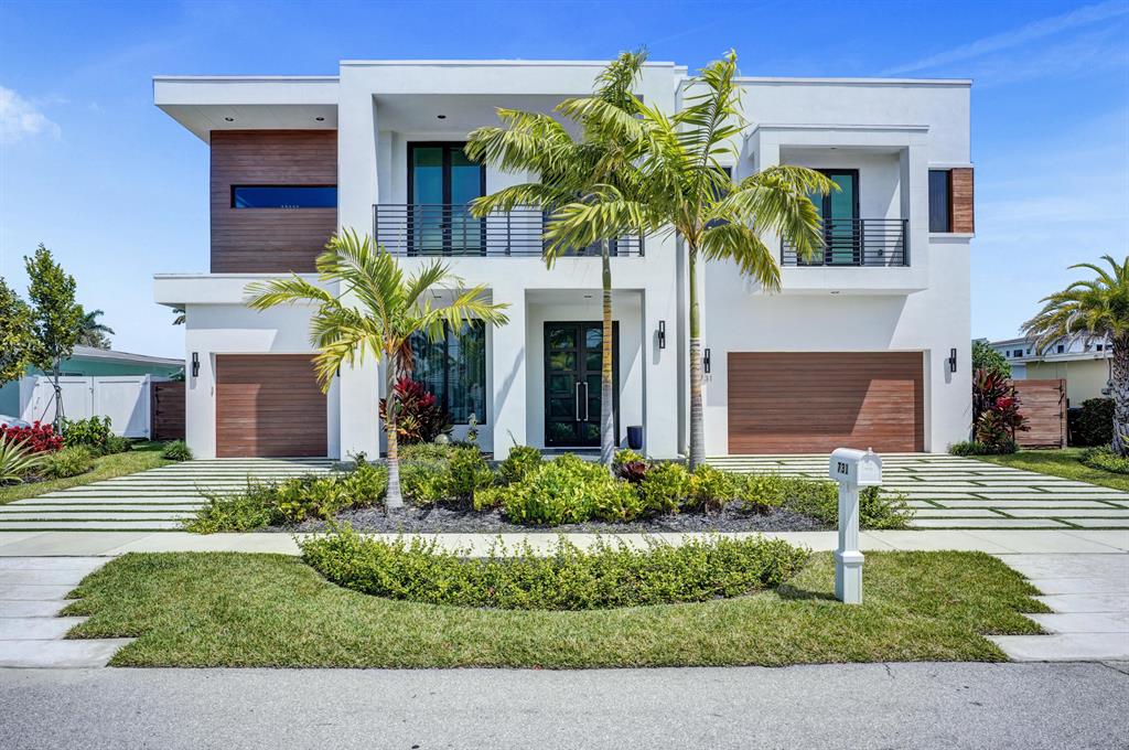 BOCA HARBOUR 5TH SEC - Residential