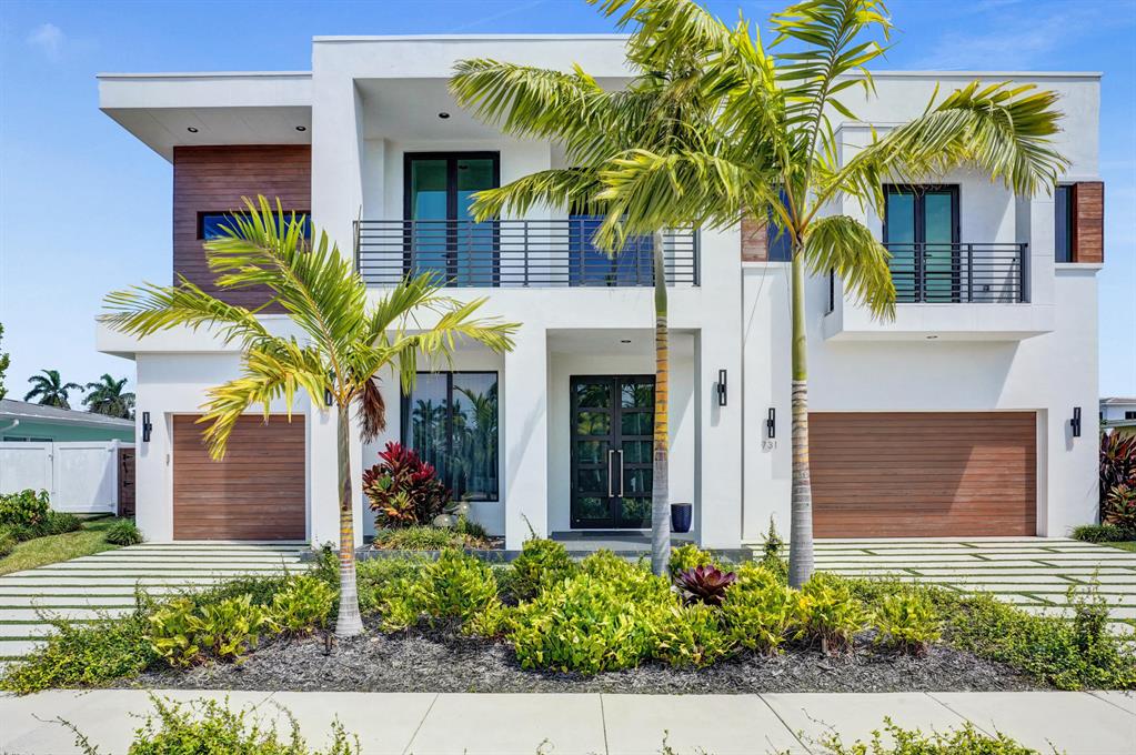 BOCA HARBOUR 5TH SEC - Residential