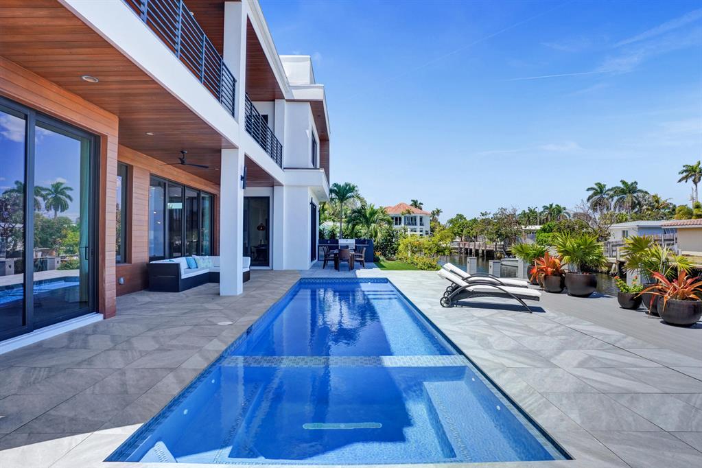 BOCA HARBOUR 5TH SEC - Residential