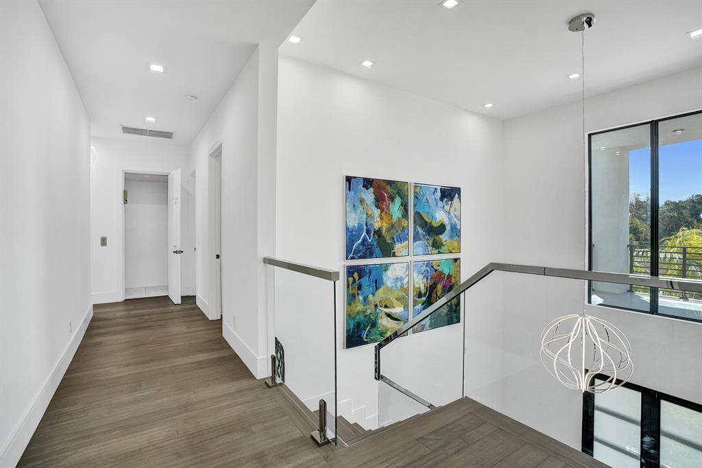 BOCA HARBOUR 5TH SEC - Residential