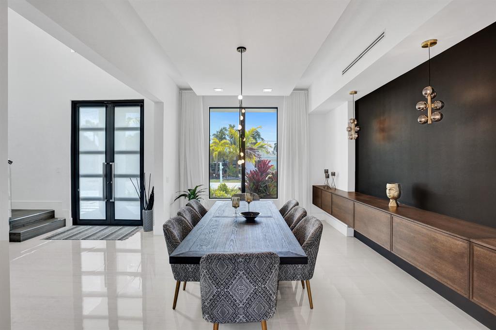 BOCA HARBOUR 5TH SEC - Residential