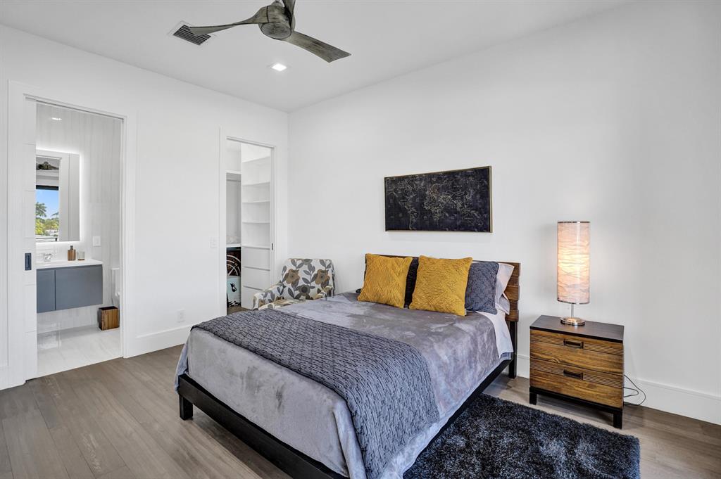 BOCA HARBOUR 5TH SEC - Residential