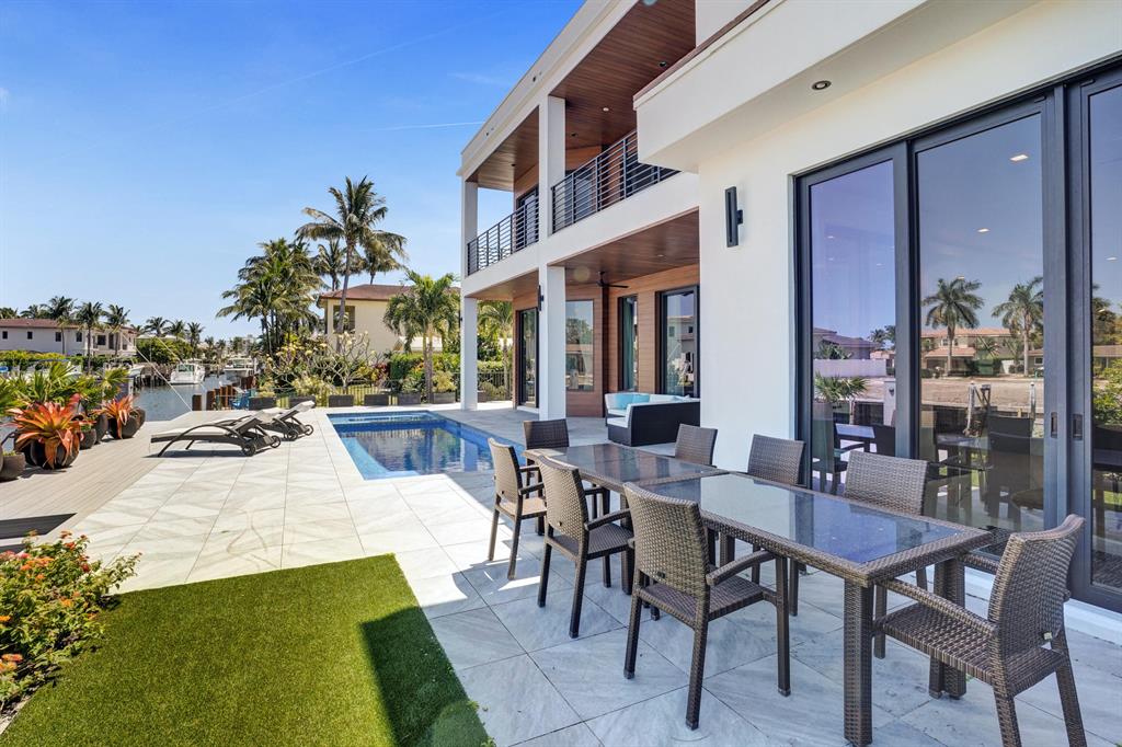 BOCA HARBOUR 5TH SEC - Residential