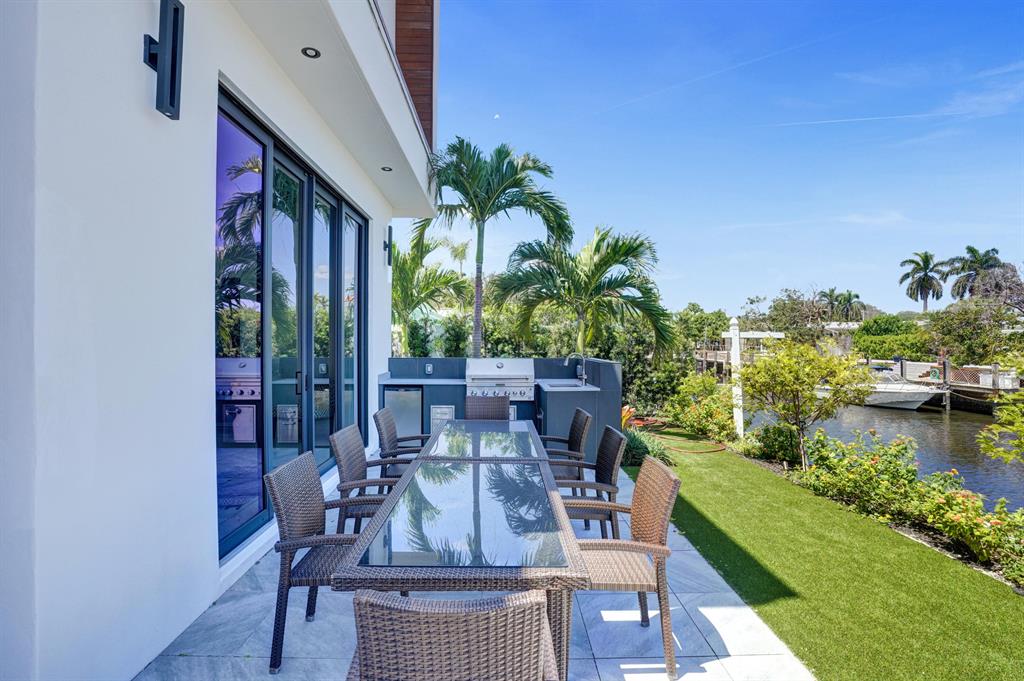 BOCA HARBOUR 5TH SEC - Residential