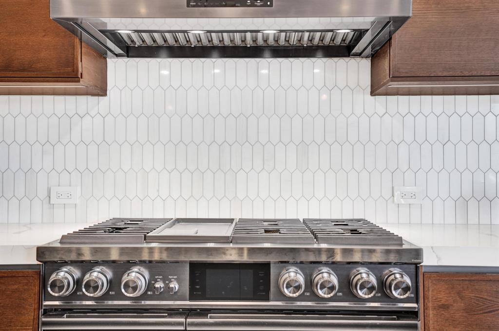 BOCA HARBOUR 5TH SEC - Residential