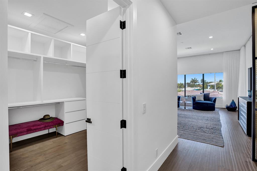 BOCA HARBOUR 5TH SEC - Residential