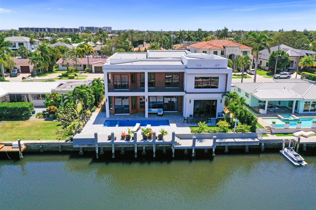 BOCA HARBOUR 5TH SEC - Residential