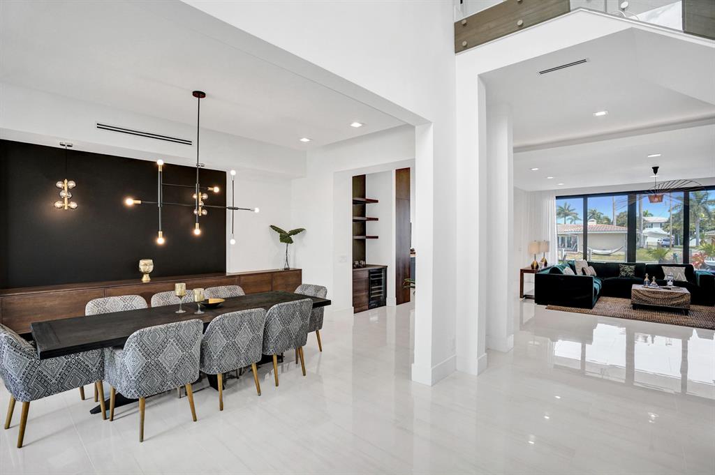 BOCA HARBOUR 5TH SEC - Residential