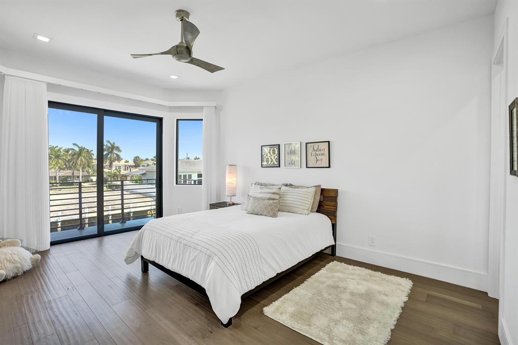 BOCA HARBOUR 5TH SEC - Residential