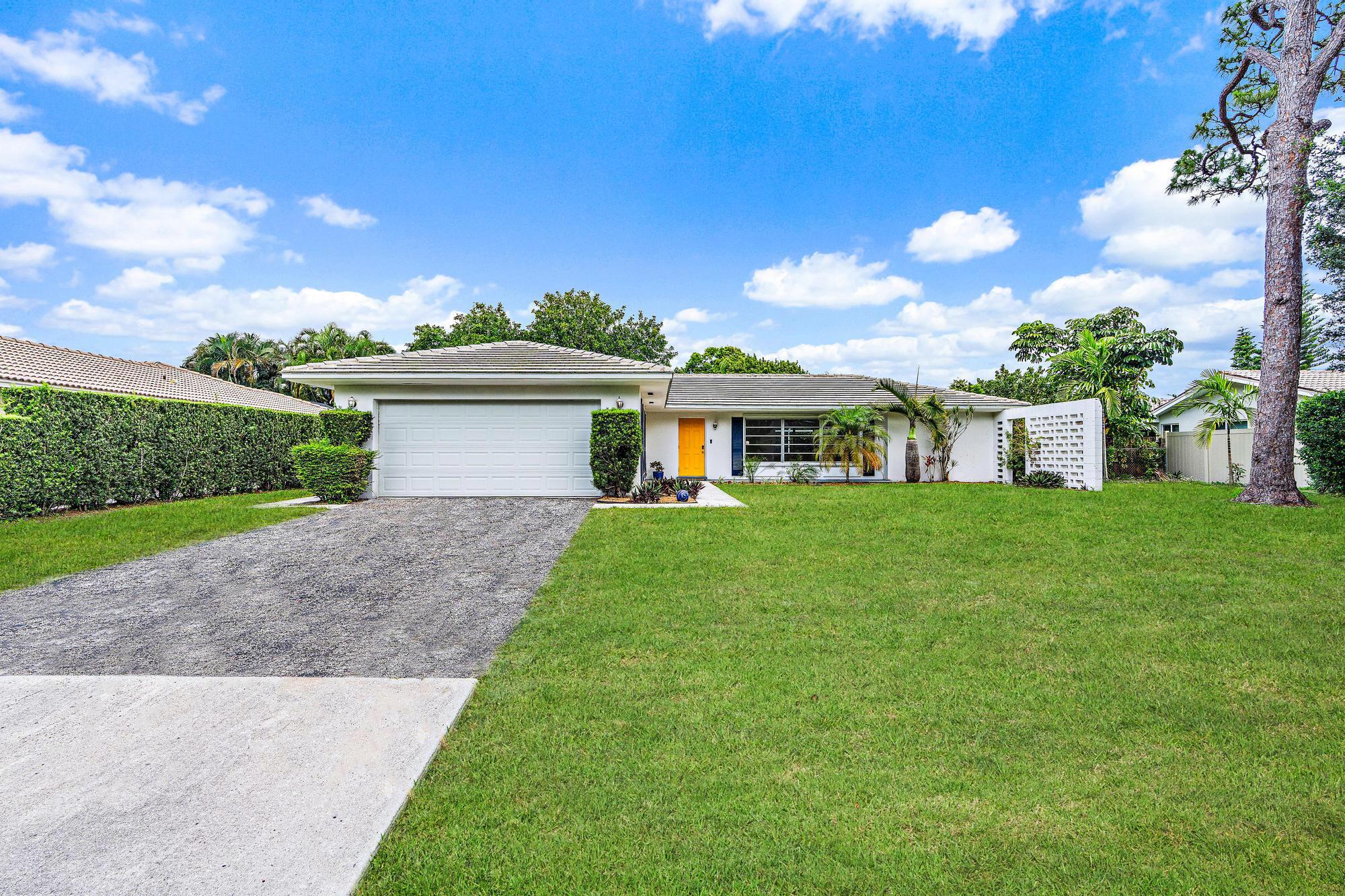 PGA NATIONAL GOLF CLUB ESTATES 1 - Residential