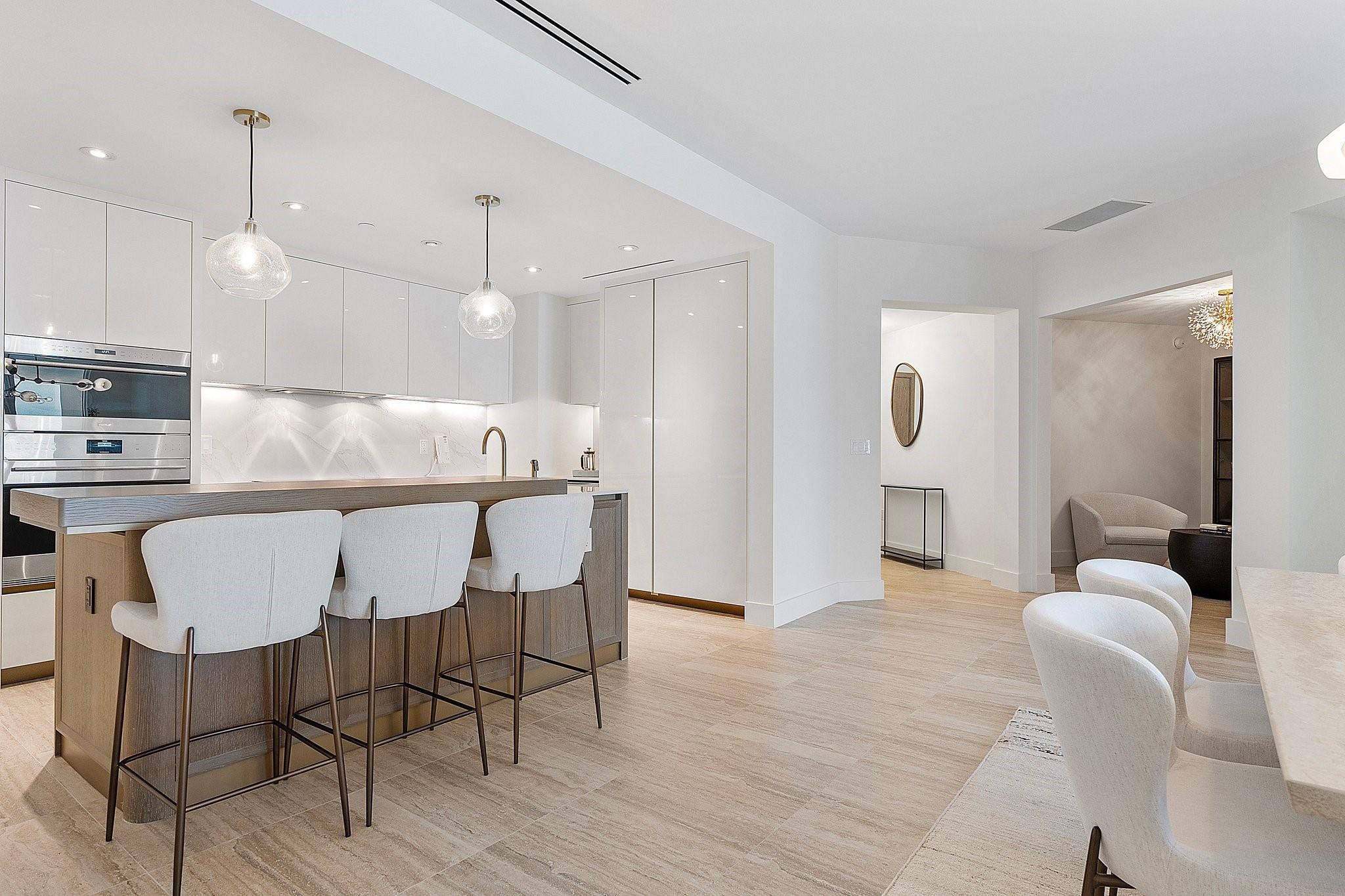 Four Seasons - Residential